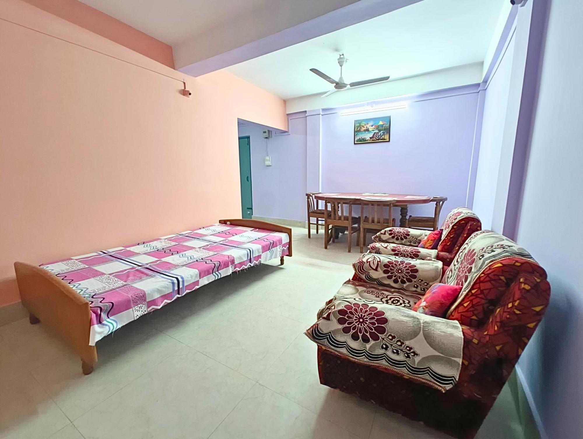 Taj Residency Holiday Homestay -Entire 1Bhk & 2Bhk Private Apartments -Call 767Ooo54Oo Jorhat Luaran gambar